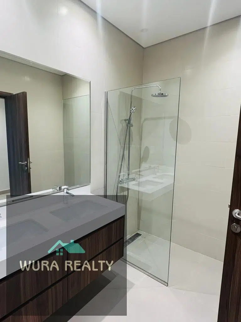 428365653-1066×800 3 Bedroom Villa For Sale