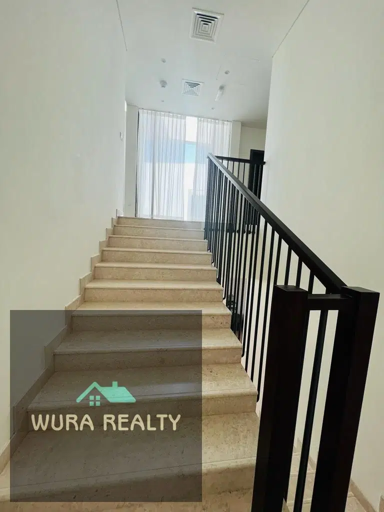 430441940-1066×800 4 Bedroom Villa For Sale